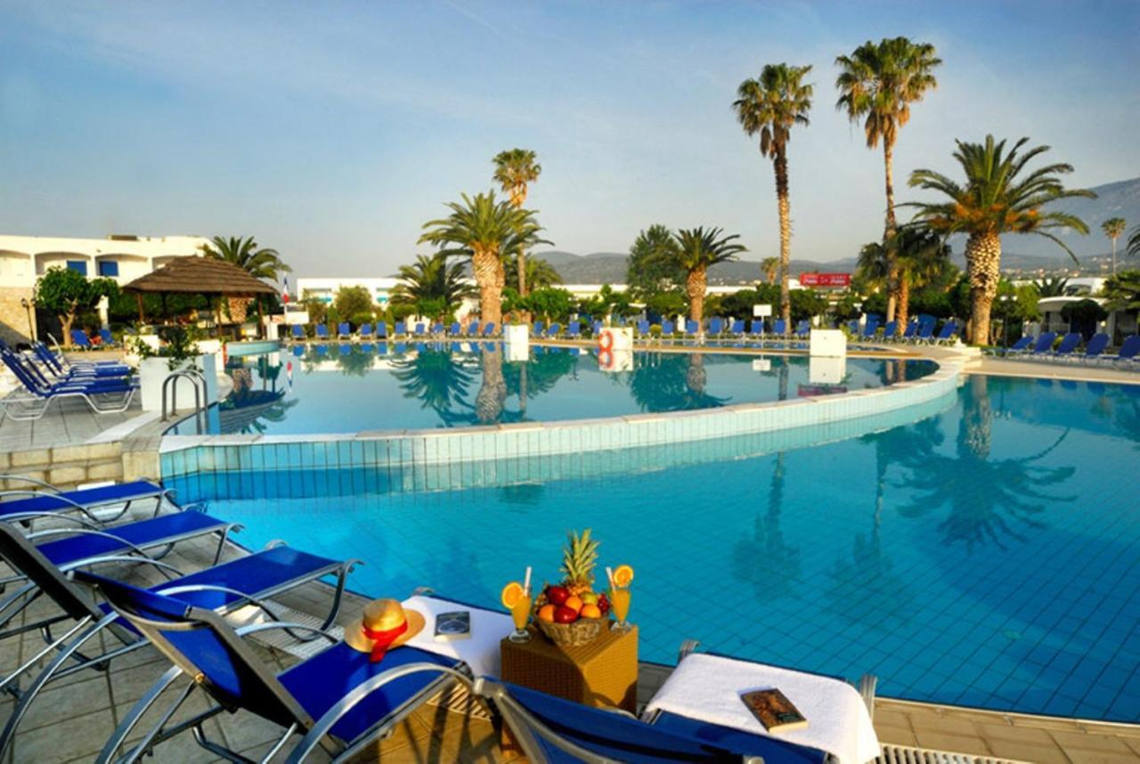 Kinetta Beach Resort And Spa Kültér fotó